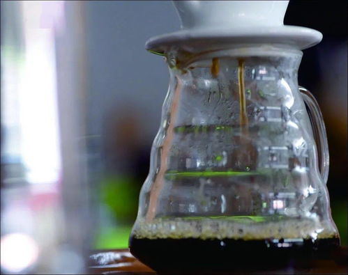 抓三个一特色产业，以水产品养殖促进经济社会发展